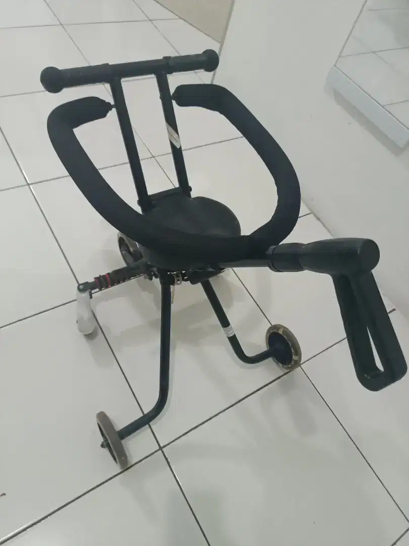 Stroller Mikro Strike anak