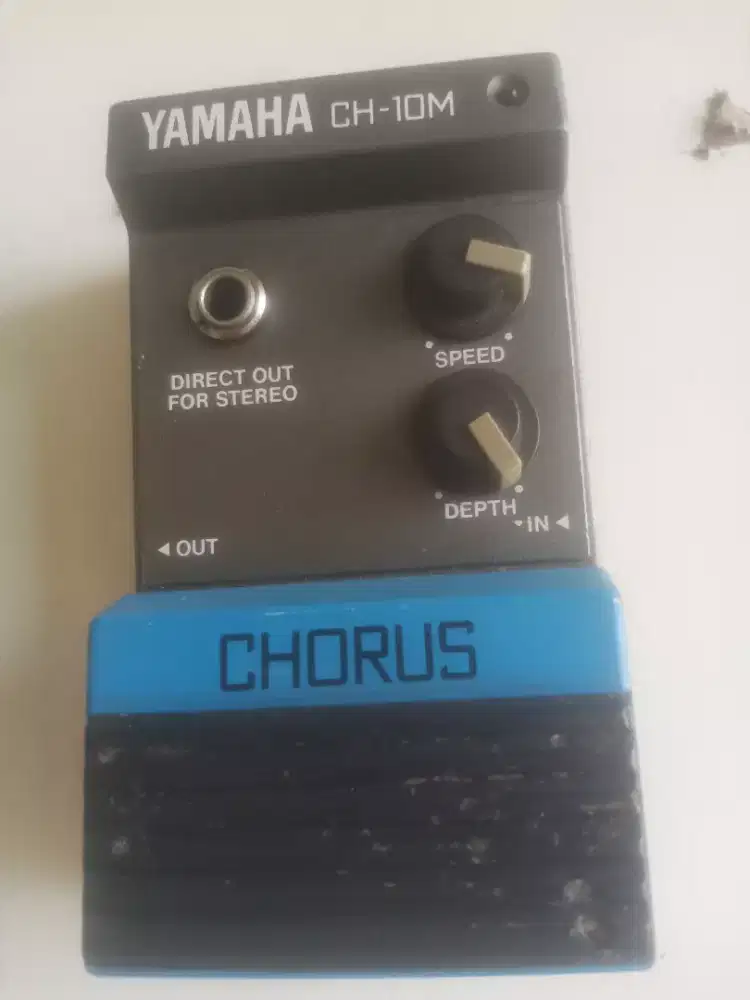 Efek pedal Yamaha CO-10M analog compressor sustainer