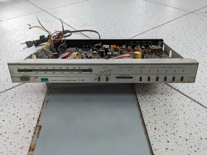 Tuner sansui T-M7 minus trafo