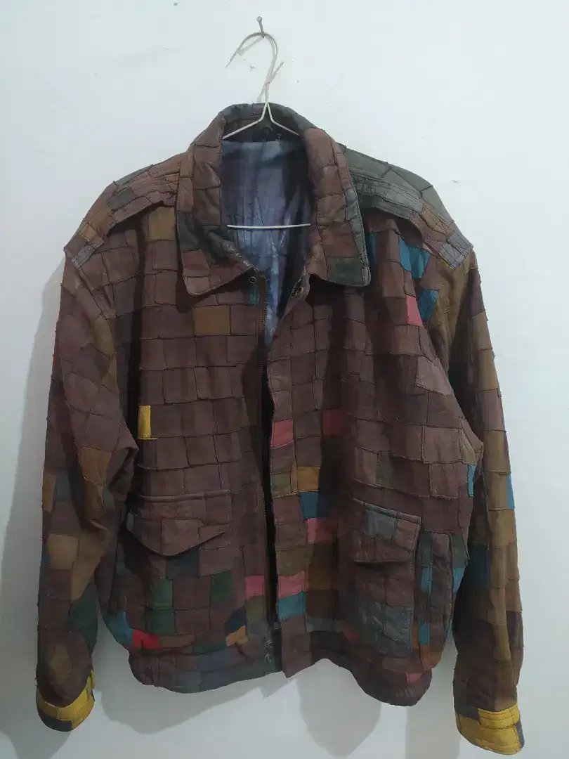 Barter jaket kulit sapi asli dengan laptop atau hp android