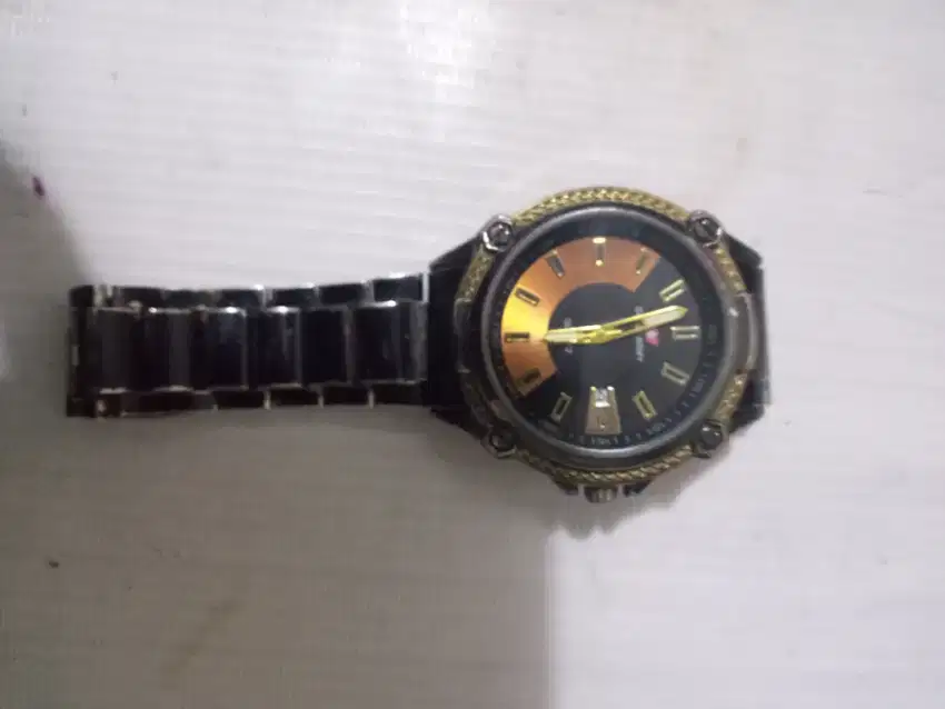 Jual jam.tangan Analog swis armi rantai Rp.300.000