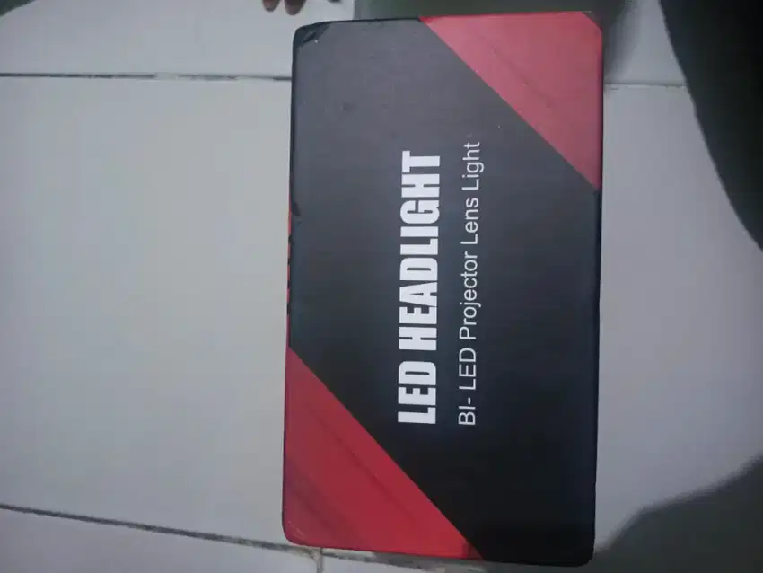 BI LED PROJEKTOR CR7