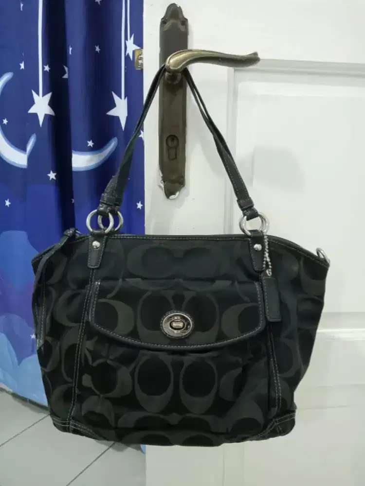 Coach shoulder prelove