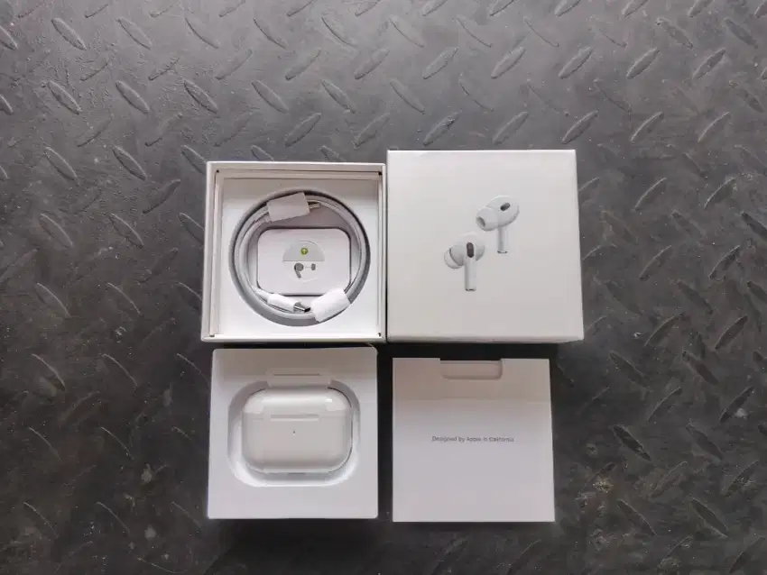Airpods Pro Gen 2 Type C BNWB