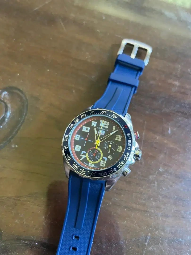 Jam tangan pria analog rotate bezel