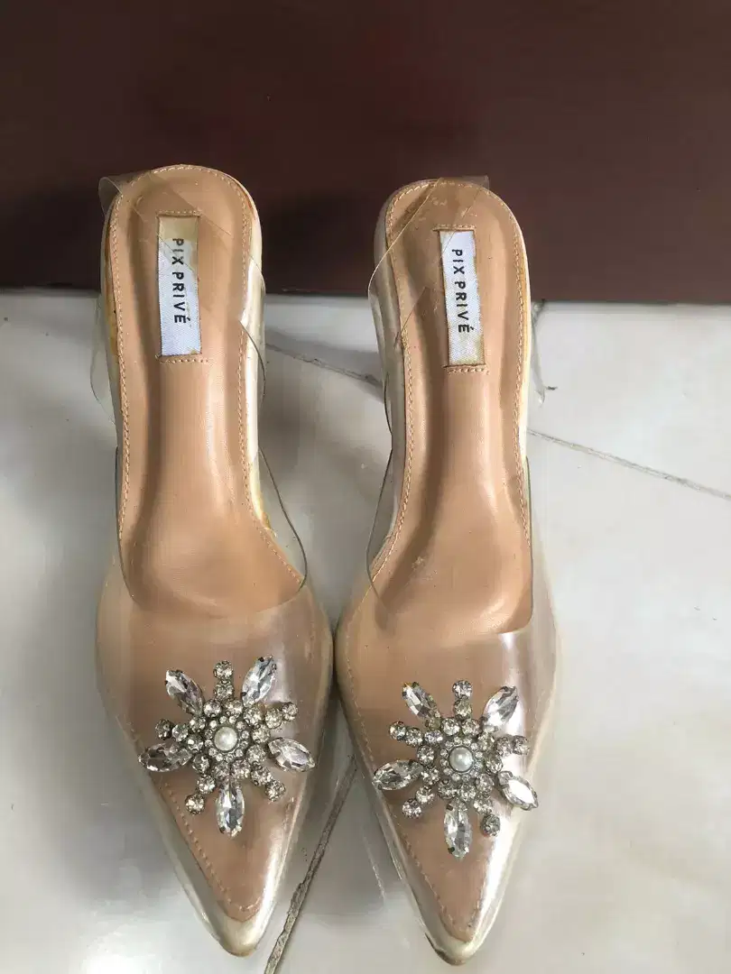 Preloved Heels Antoinette By Pix Prive Size 38