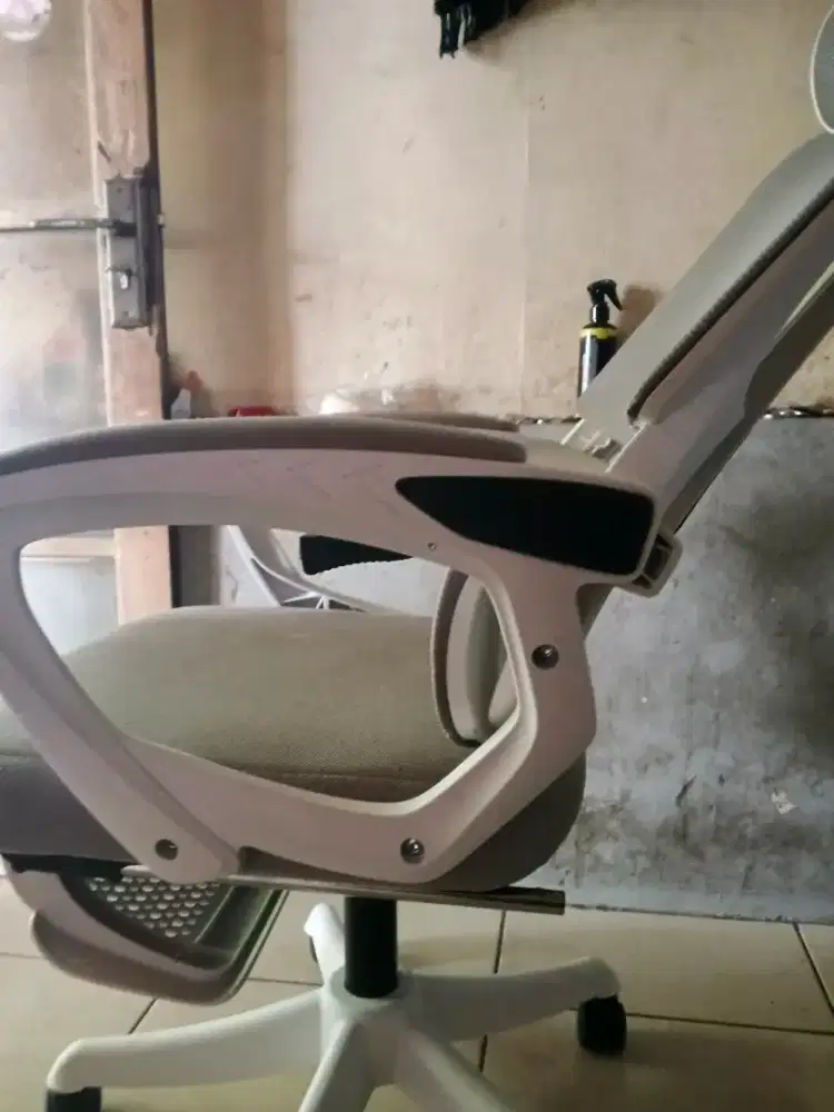 Jual kursi gaming kondisi good