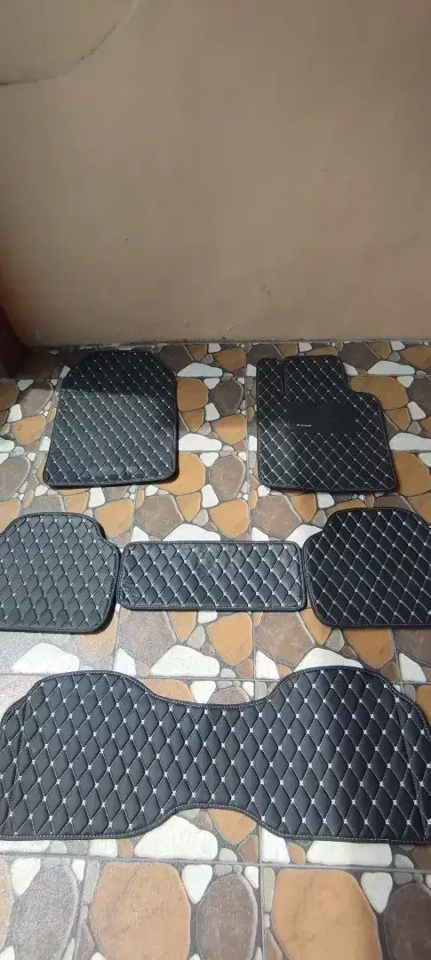 Jual Karpet Mobil untuk Sigra/Calya + Head Unit Bawaan Sigra