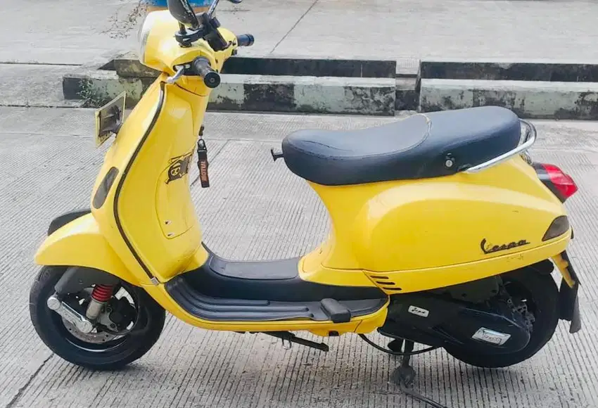 Vespa LX125 iGet