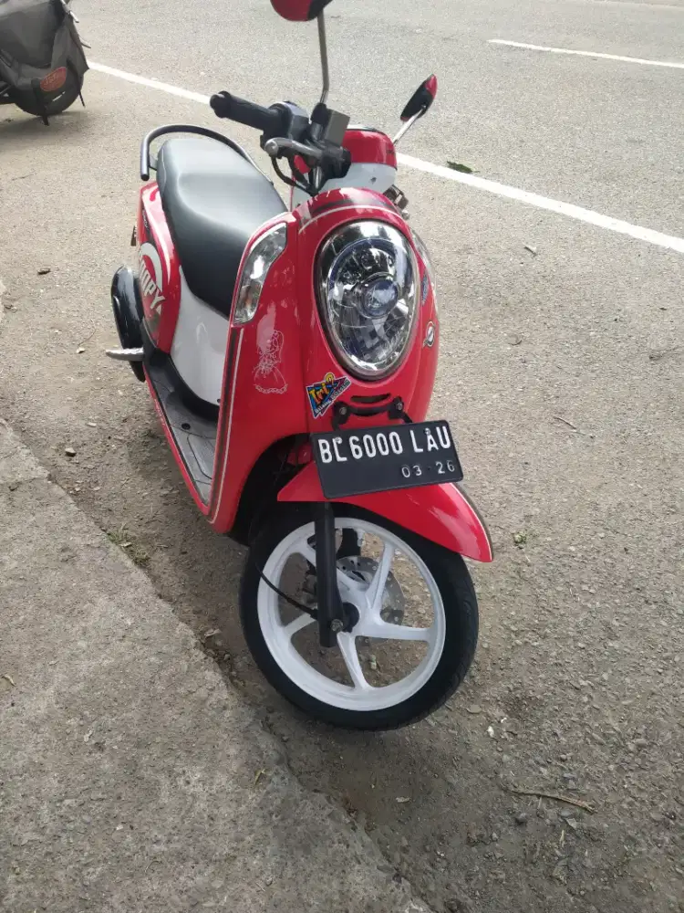 Jual 1 unit Honda Scoopy 2016 mulus tunggal pake
