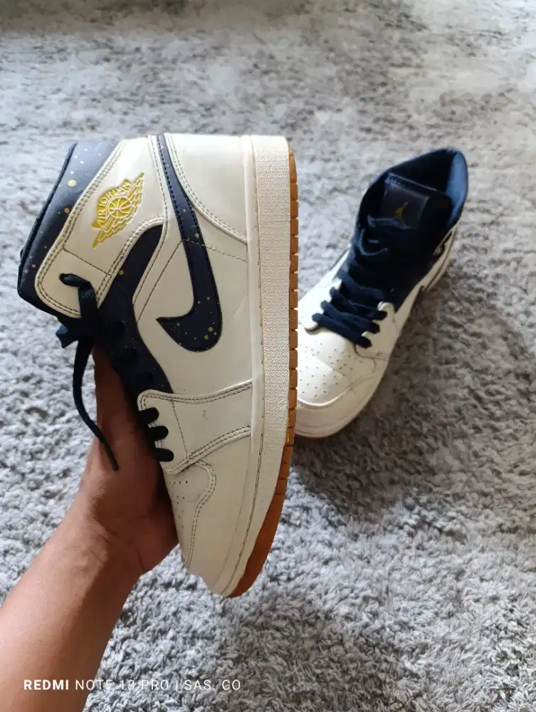 Sepatu sneakers casual AJ 1 Mid JETER SAIL NAVY basketball