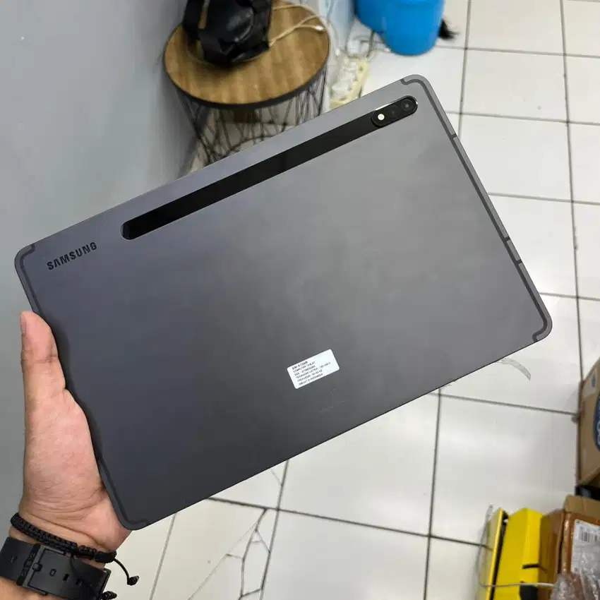 Samsung Tab S8 5G + Keyboard