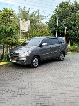 Toyota Kijang Innova 2014 Bensin