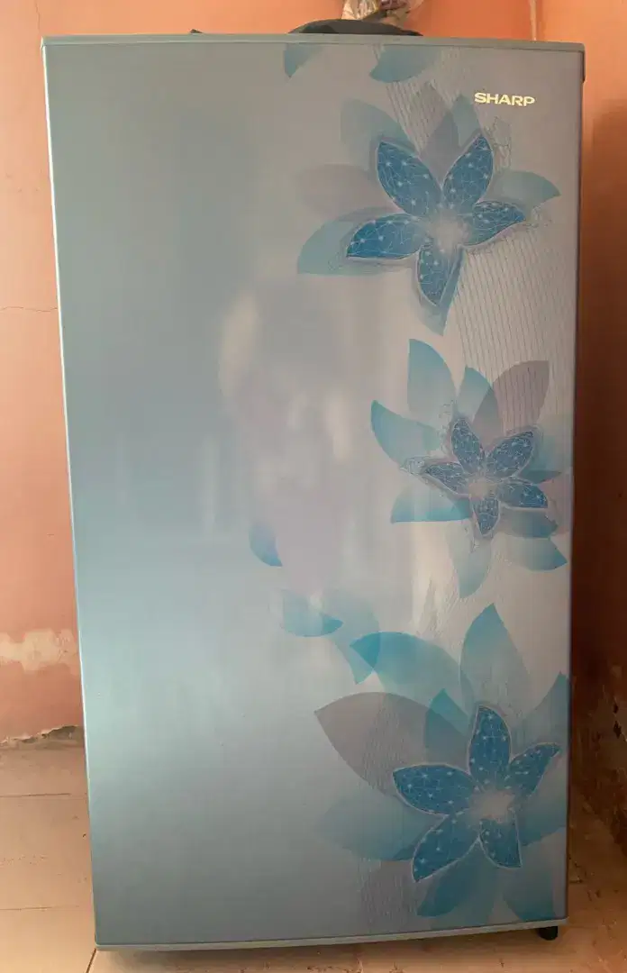 DI JUAL KULKAS SHARP
