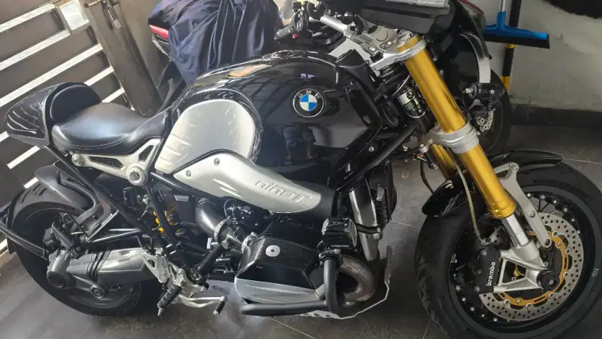 BMW R nine T Ganteng Mulus, byk UPGRADE asesoris, km rendah FULL Paper