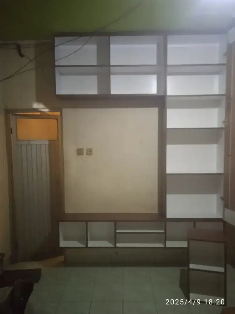 Lemari baju, lemari pakaian, lemari custom