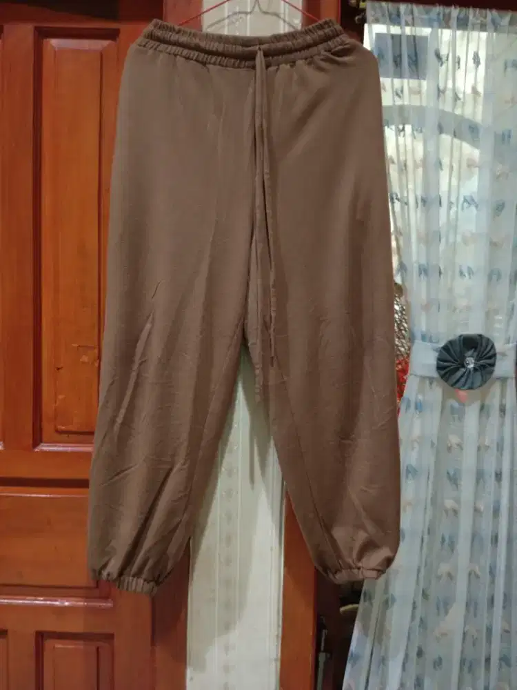 Celana panjang karet