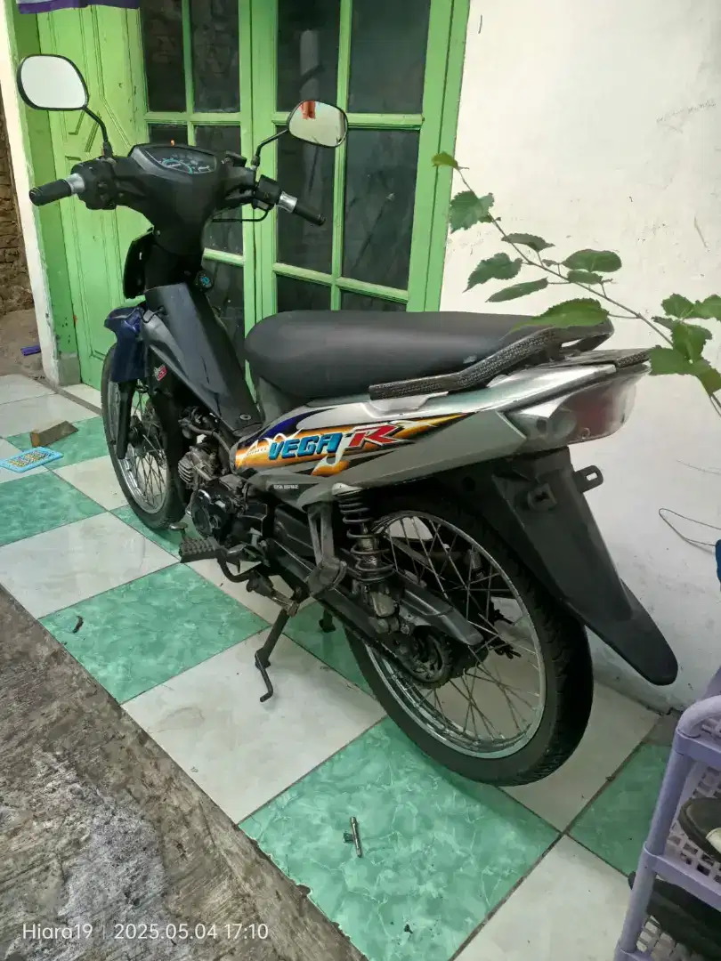 Vega r new Tahun 2007