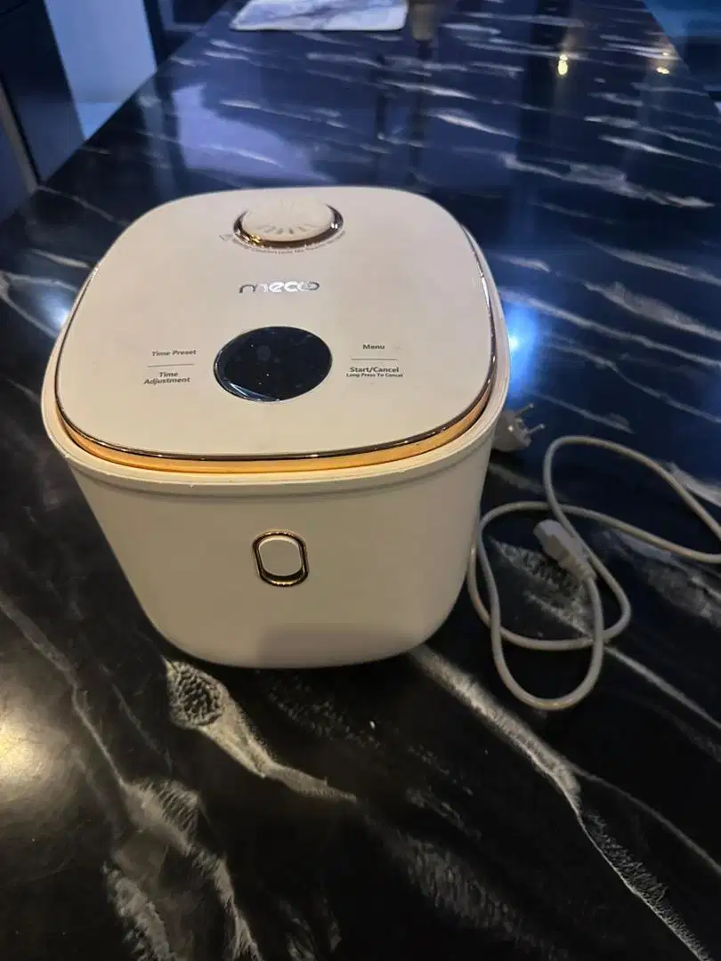 Dijual smart rice cooker low carbo magic meco bekas murah cepat mulus