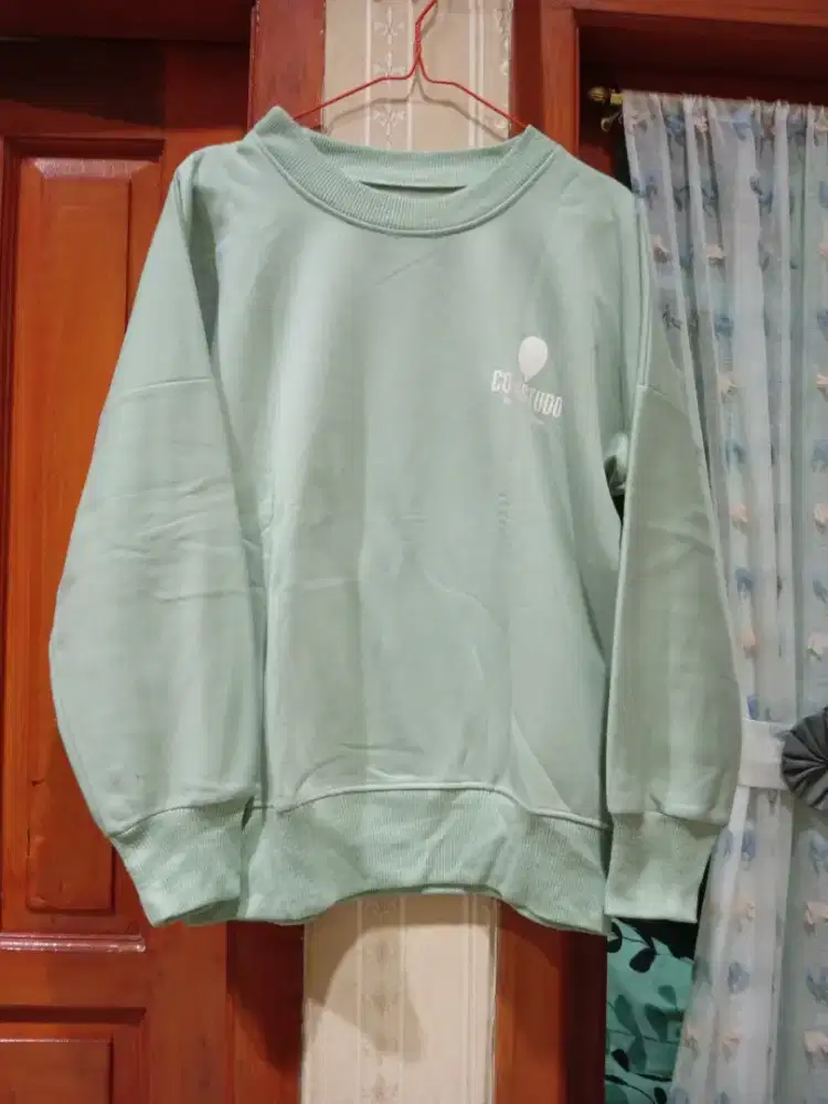 Sweater size M /L