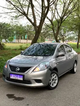 Nissan Almera 2013 Bensin