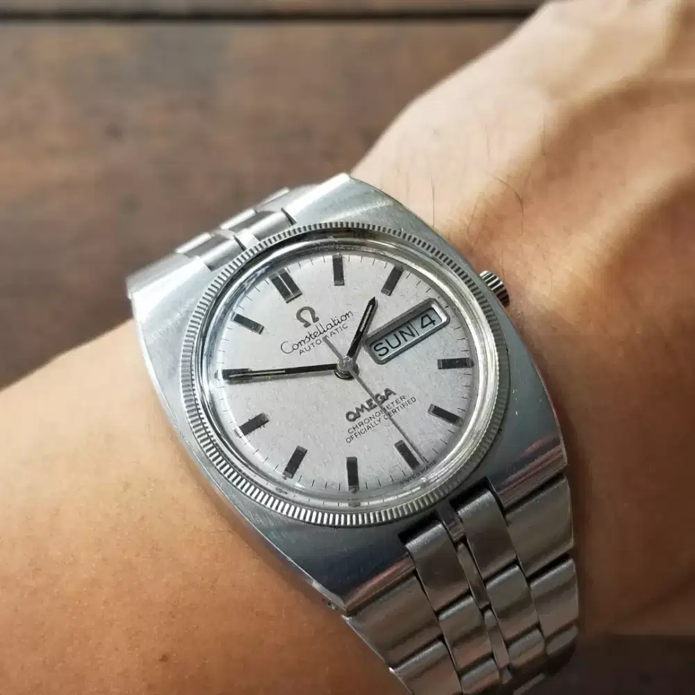 1970s Vintage Omega Constellation Chronometer Jumbo day date 18k WG