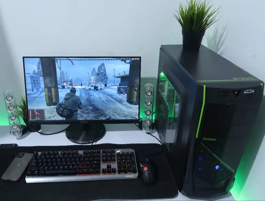 CPU Komputer Gaming Editing i7 4790 RAM 16GB VGA GTX 745 4GB