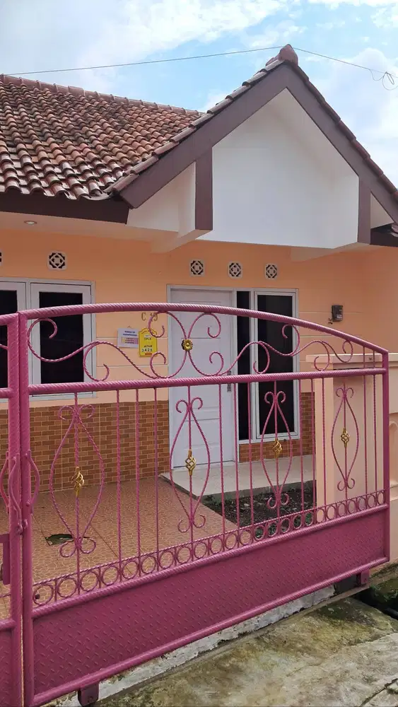 Disewakan Rumah Tinggal (Tahunan) bagi Keluarga Kecil di Laladon Bogor