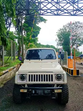 Suzuki Jimny 1984 Bensin