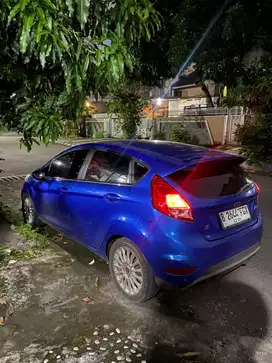 Ford Fiesta 2015 Bensin