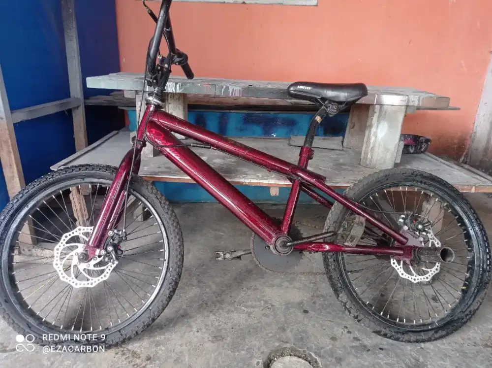 Di jual sepeda BMX