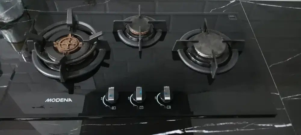 Kompor Modena 3 Tungku (Gas)