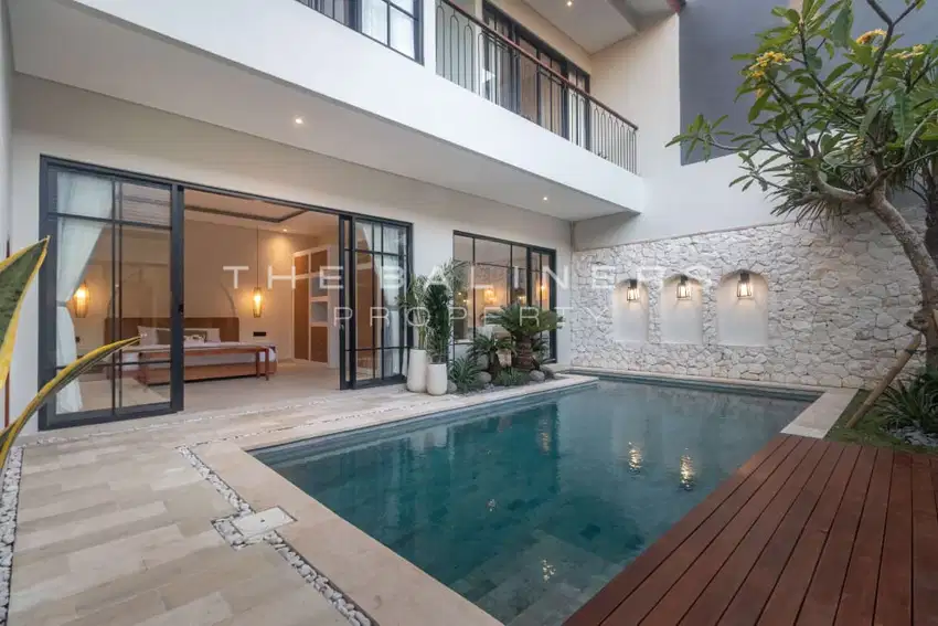 MODERN FREEHOLD VILLA IN JIMBARAN WITH CONVENIENT ACCESS