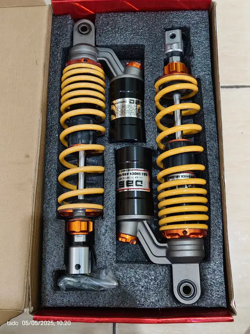 Jual rugi edisi salah ukuran shok DBS bekas rasa baru uk 330
