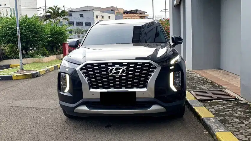 Hyundai Palisade Signature 2.2 Diesel Panoramic Sunroof 2022 Like New