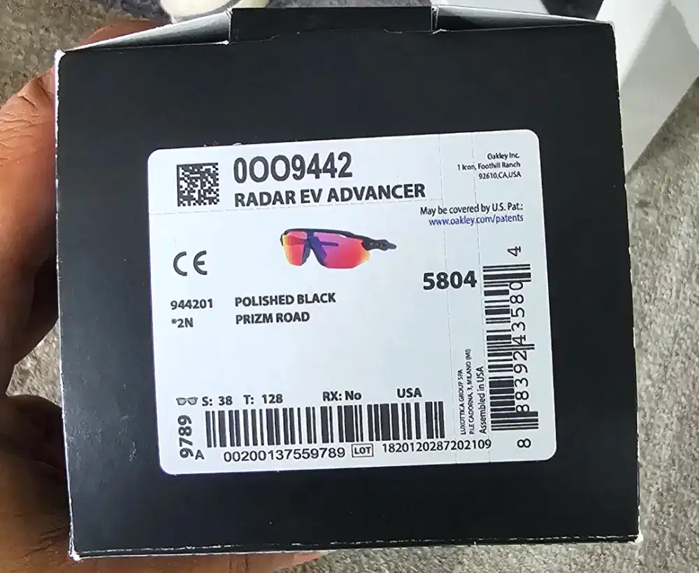 Dijual kacamata Oakley Radar EV Advancer, kondisi baru