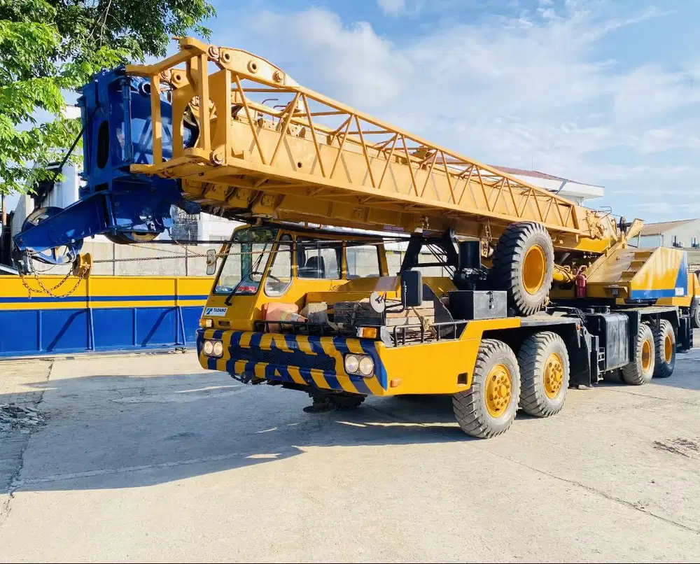 FOR SALE - DIJUAL - TRUCK CRANE TADANO 50 TON