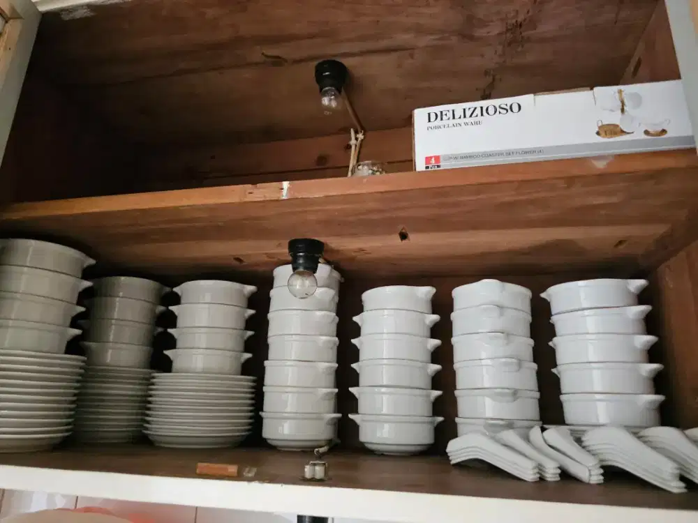 1 set Mangkuk Sup + saucer+sendok