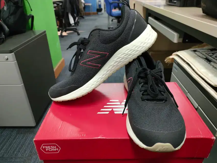 Sepatu New Balance Fresh Foam Like New