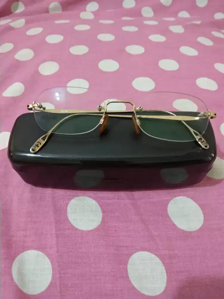 Jual kacamata mcm