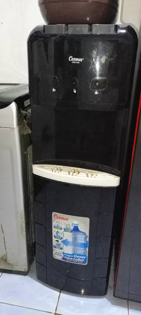 Dispenser cosmos galon bawah