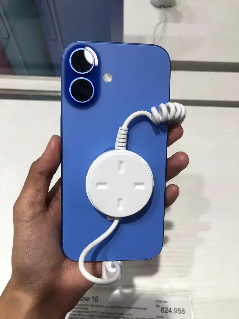 iPhone 16 128GB