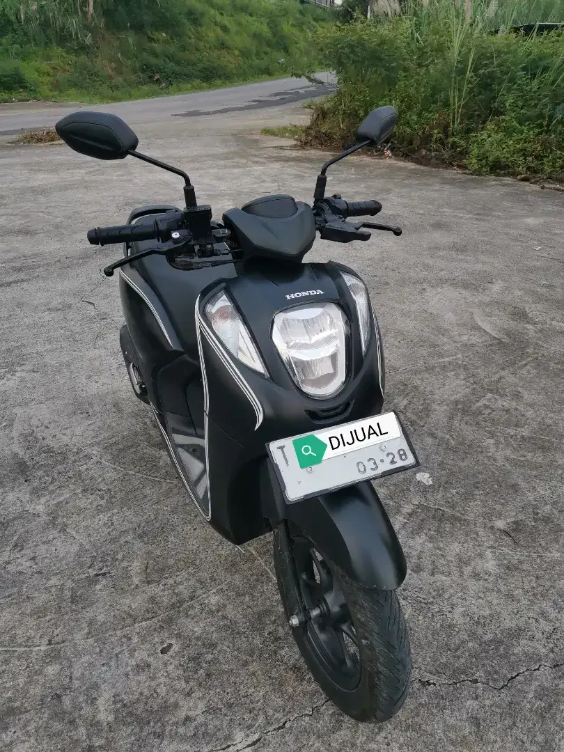Dijual motor honda genio tahun 2023 pemakaian pribadi kondisi istimewa
