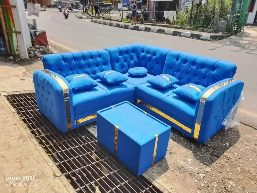 sofa tamu serba 1,850 nett