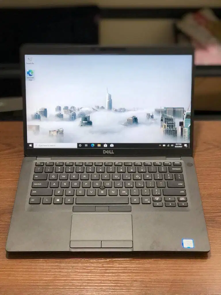 DELL LATITUDE 5400 CORE i5 GEN 8 RAM 8/256GB D-WC