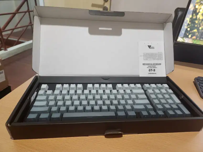 Vortex GT-9 Mechanical Keyboard - Gradient Green