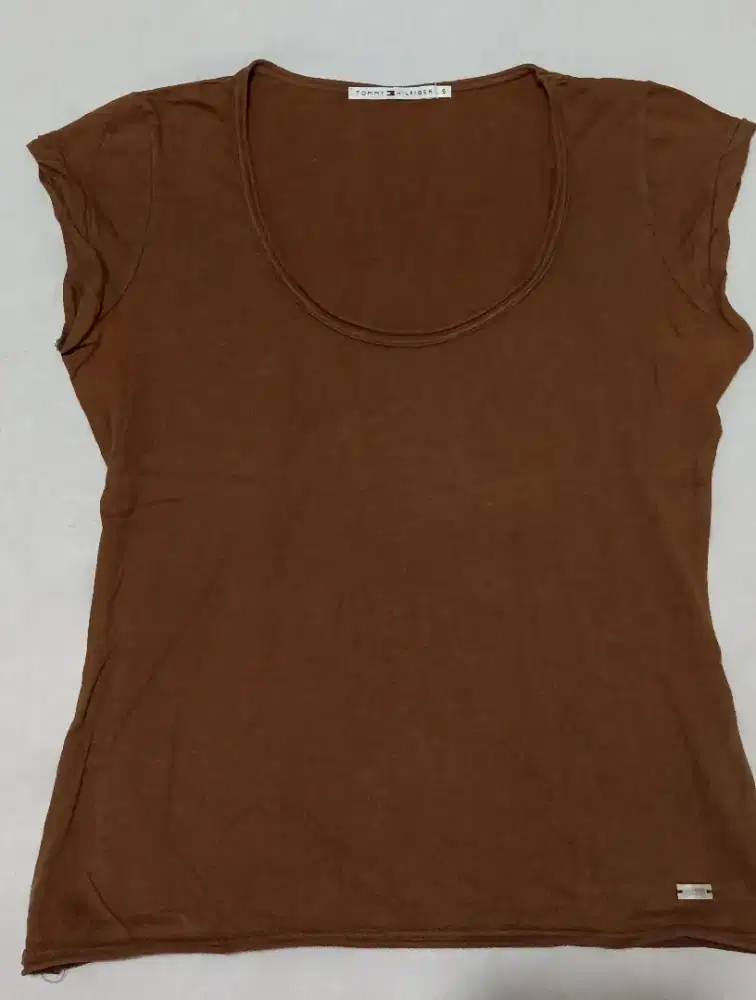 Kaos Tommy Hilfiger ori