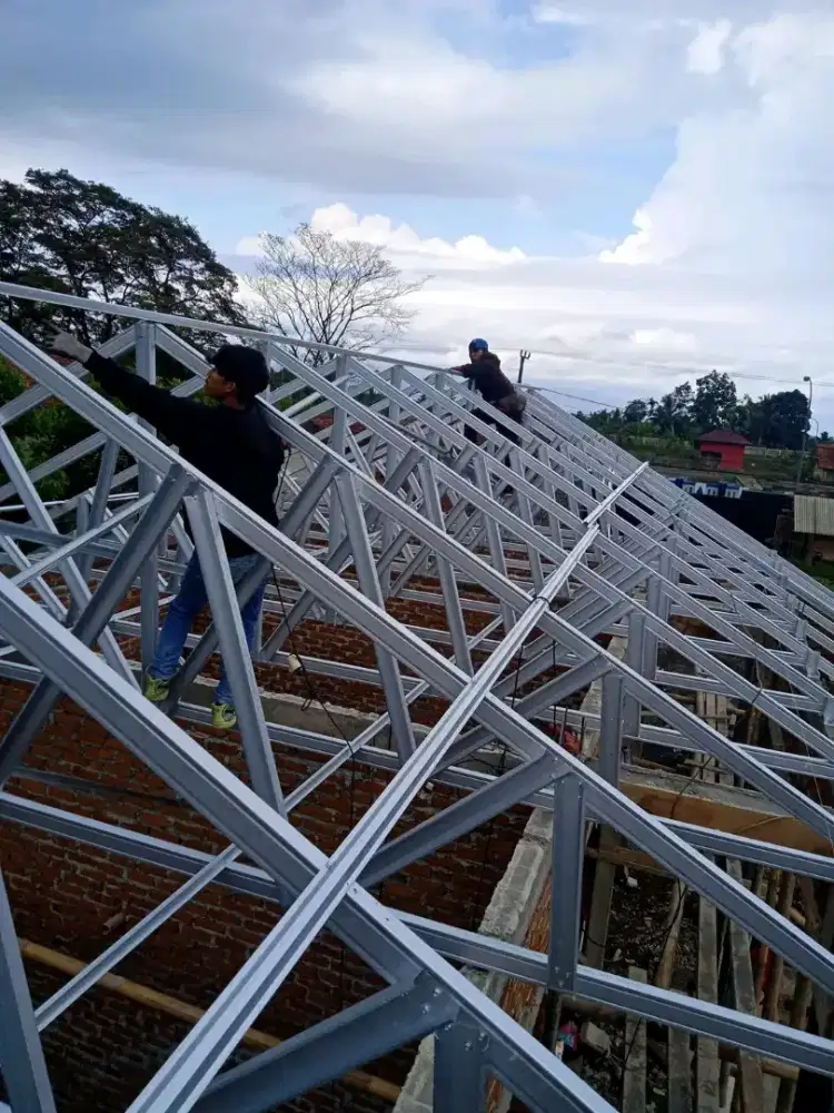 Jasa ganti atap baja ringan