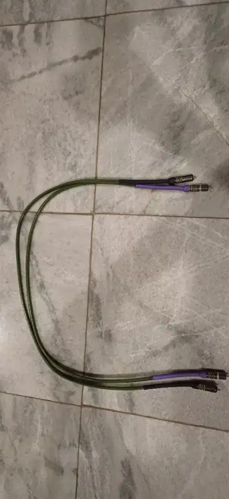 Kabel RCA Analysis Silver Oval In panjang 1 m