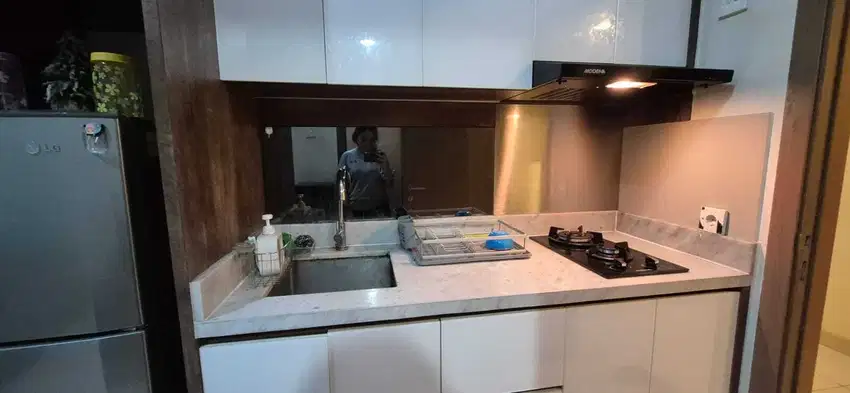 disewakan 1br apartemen puri orchard tower OG lt Rendah View Pool